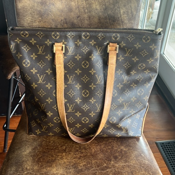 Authentic LV Cabas Mezzo Shoulder Tote Bag - Picture 5 of 16